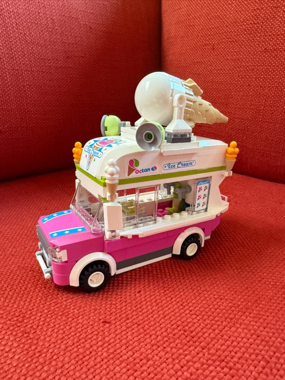 LEGO Movie 2 in 1 Ice Cream Machine 70804